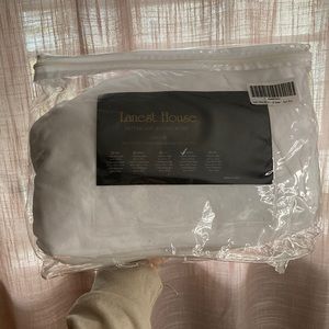 White queen bed skirt